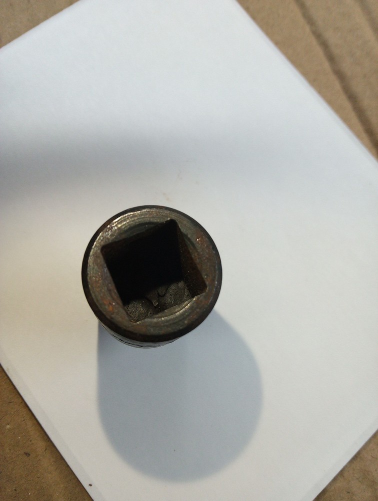 MATCO TOOLS CP10, 1/2" DRIVE, 5/16" INTERNAL IMPACT PIPE PLUG SOCKET.
