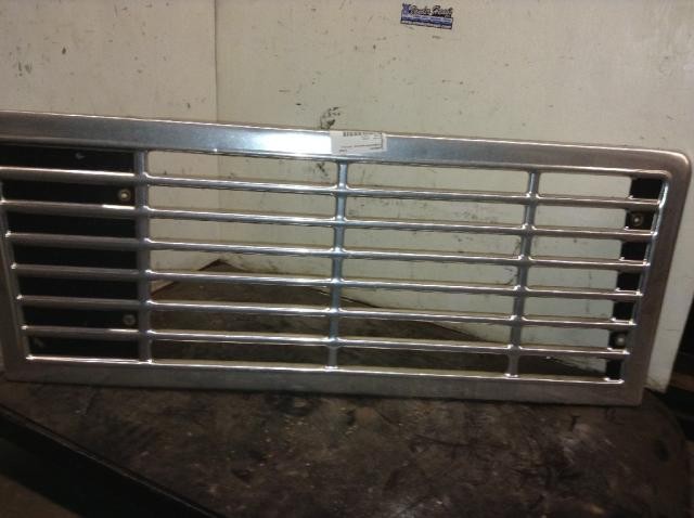 1982-1996 International 9670 Grille - Used
