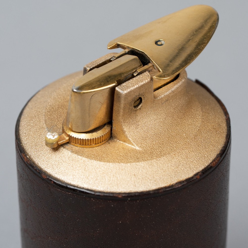 Ronson Varaflame "Saturn" Desktop Lighter