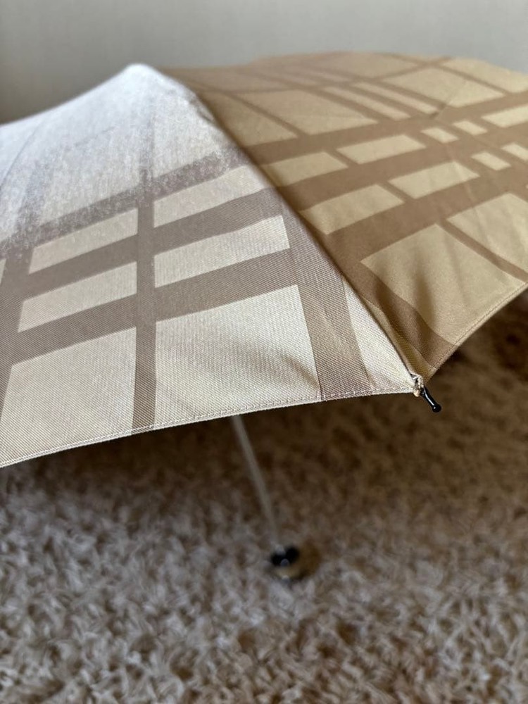 BURBERRY Folding Umbrella Check pattern Glitter Finish New Without Tag Authentic