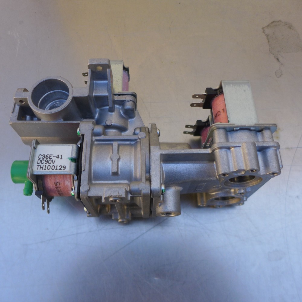 B93 RINNAI TANKLESS WATER HEATER GAS VALVE C36E-41DC 90V NEW FREE SHIPPING