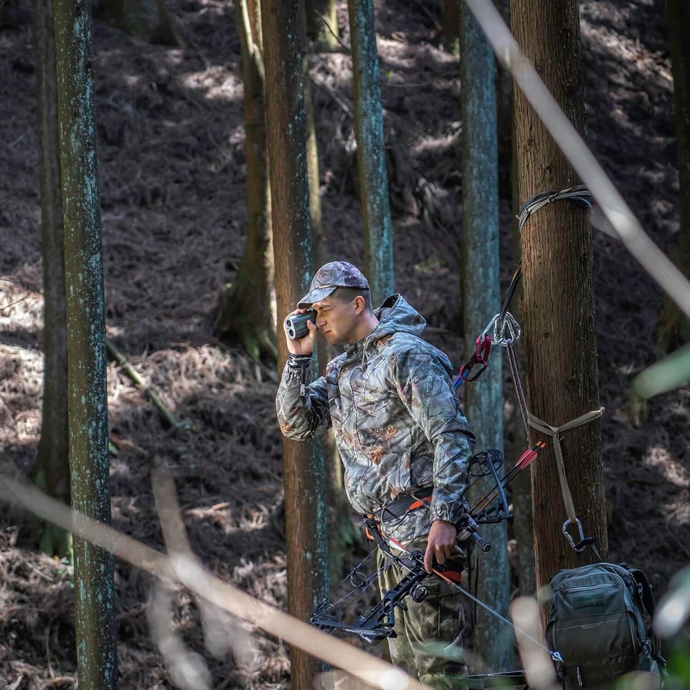 Advanced Laser Range Finder for Hunting & Golf - Enhanced Clear Image Display