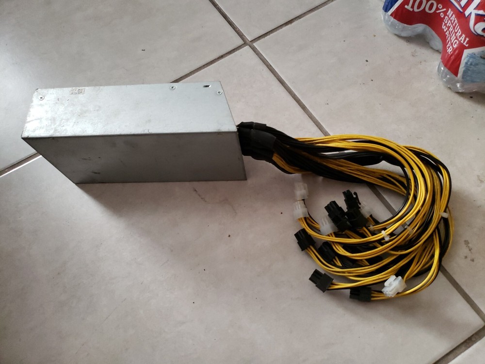 Bitmain Antminer S9 Hydro 18TH/s