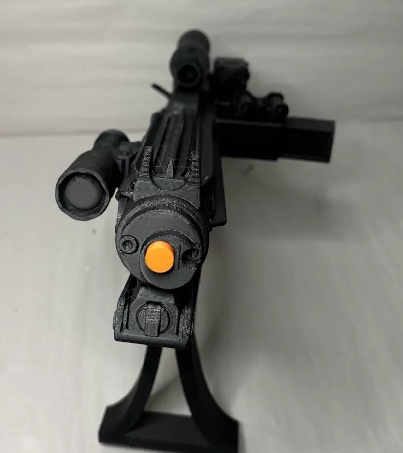 E11 replica blaster Stormtrooper blaster Star Wars, 18”, Assembled￼