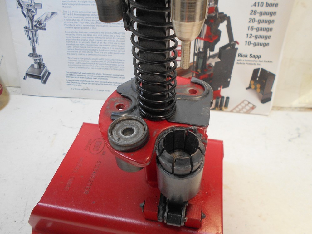mec 12ga size master shot shell reloading press + some extras