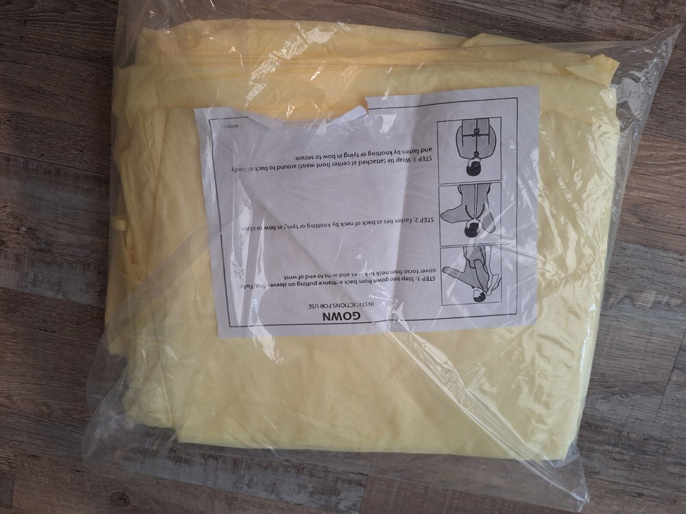 Isolation Gown, Yellow 1 Pack 10pcs
