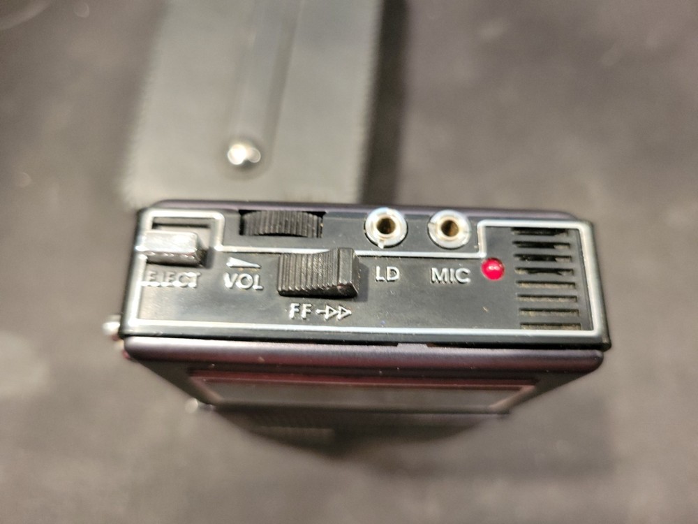 Lanier Model MS-105 Micro Cassette Recorder Tested Working w/ pouch
