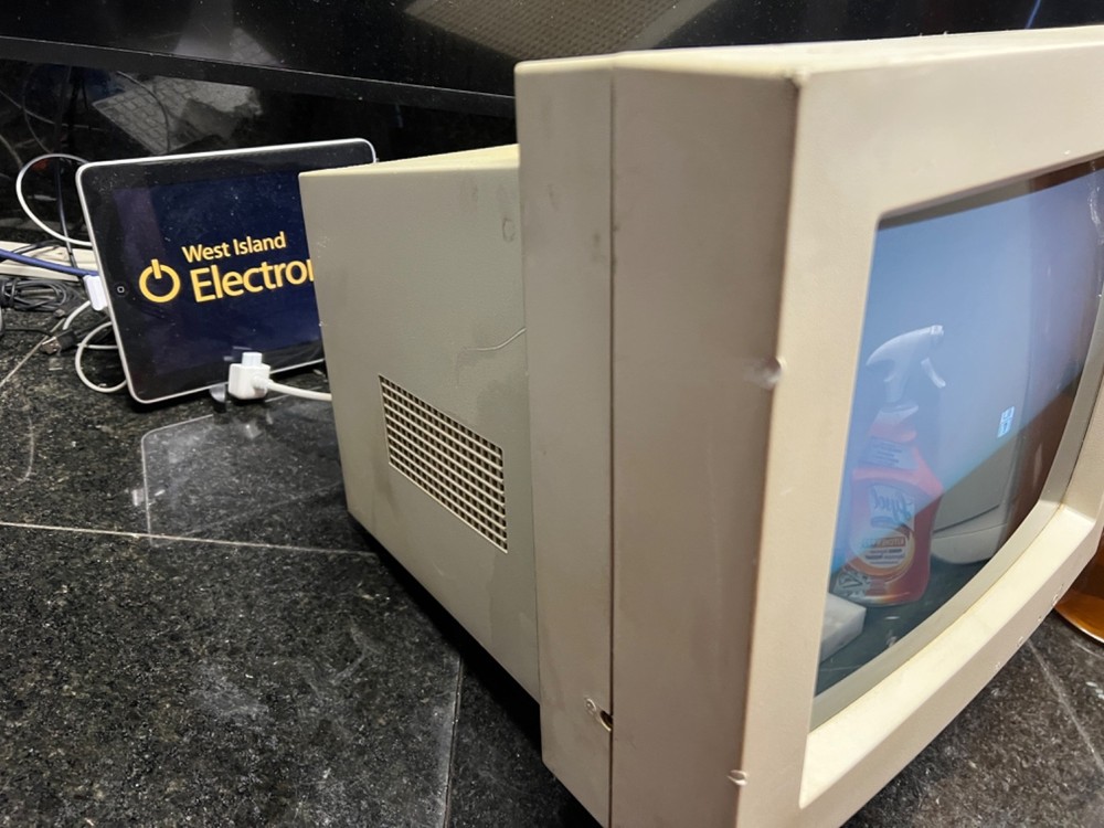 Apple Multiple Scan 15" CRT Display-TESTED