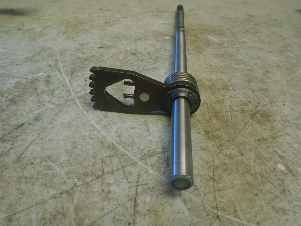 1981 SUZUKI GS750 SHIFT ROD