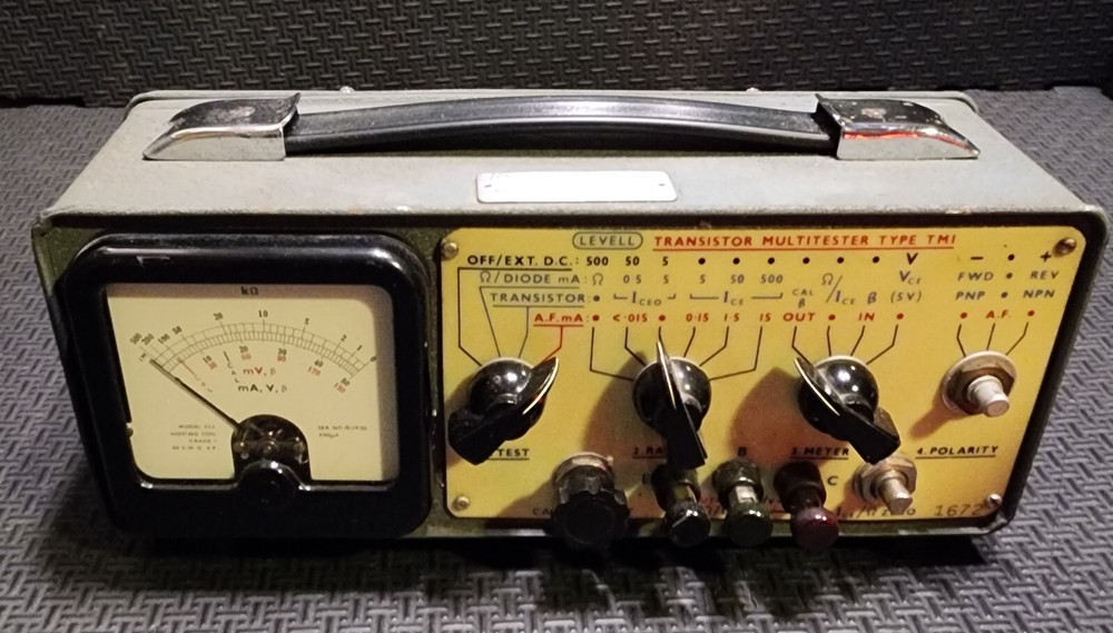 CMC Levell Transistor Multi-Tester type tm1