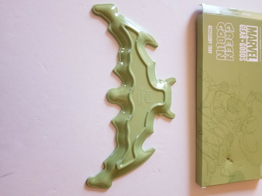 LOOT CRATE EXCLUSIVE MARVEL GREEN GOBLIN ACCESSORY TRAY GLIDER SHAPED