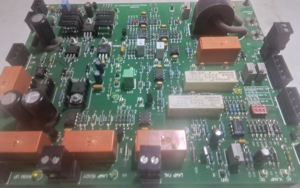 WIREMOLD / SHAPE ELECTRONICS M3309B PCB CIRCUIT BOARD REV B1.0 (D8A)