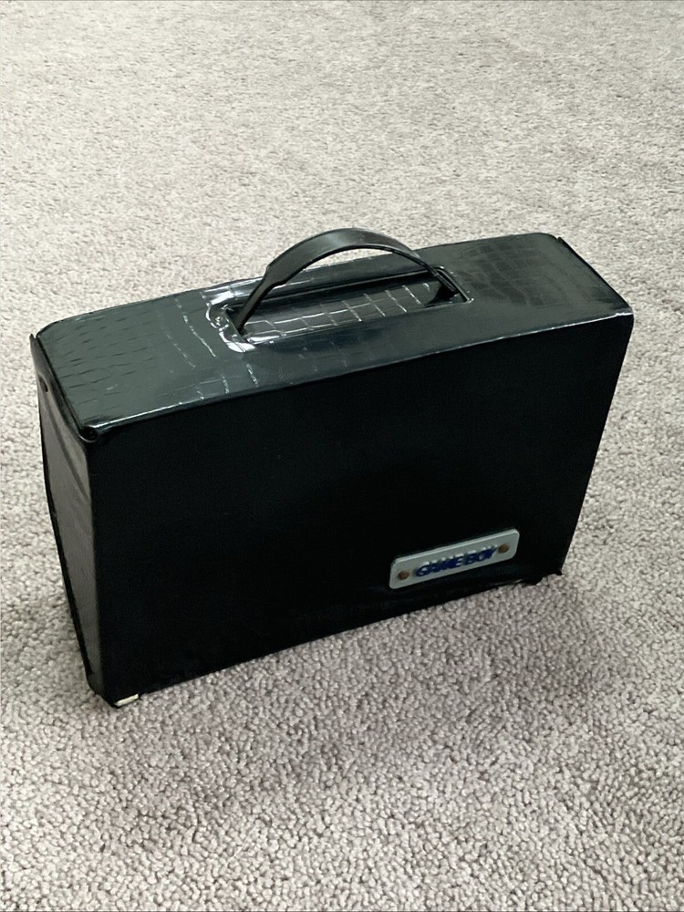 VINTAGE ORIGINAL NINTENDO GAMEBOY CASE