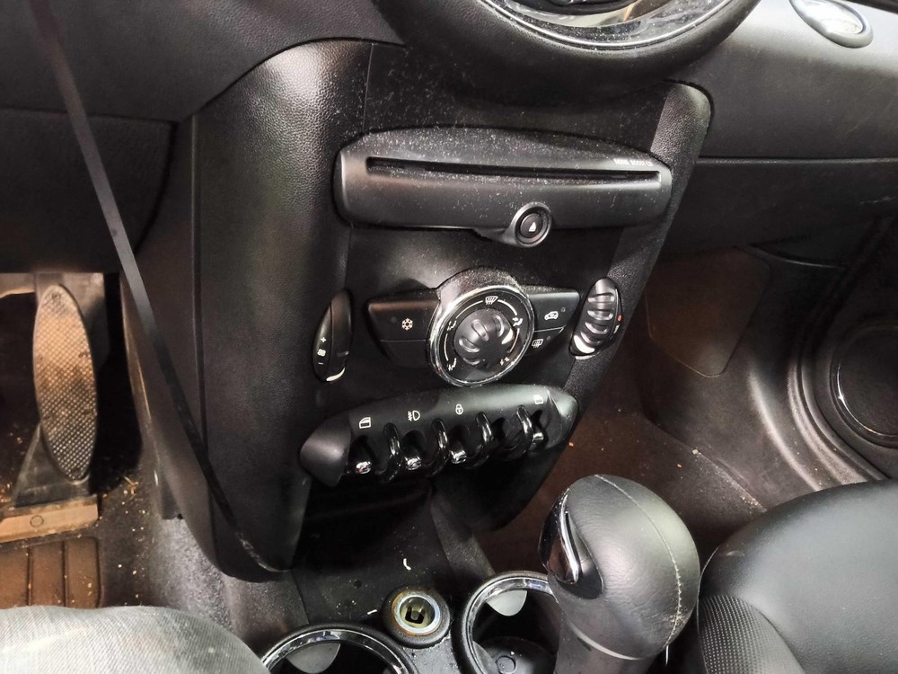 Used A/C Selector Switch fits: 2011 Mini COOPER w/AC w/o automatic temperature c