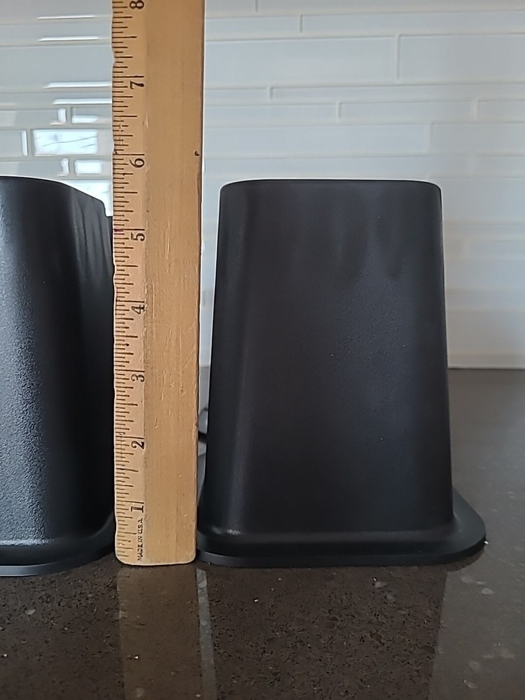 6 In. Black Bed Risers (4-Pack)