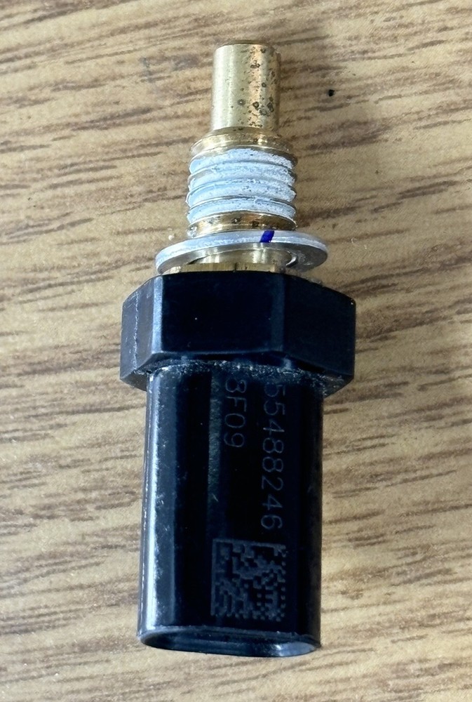 GM 2018-2022 Engine Coolant Temperature Sensor OEM 55488246