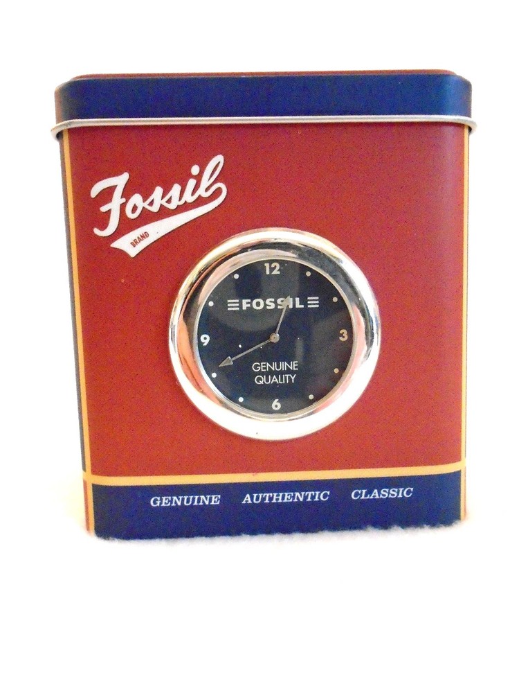 Fossil Knick Knack Passcase Tin Desk Clock