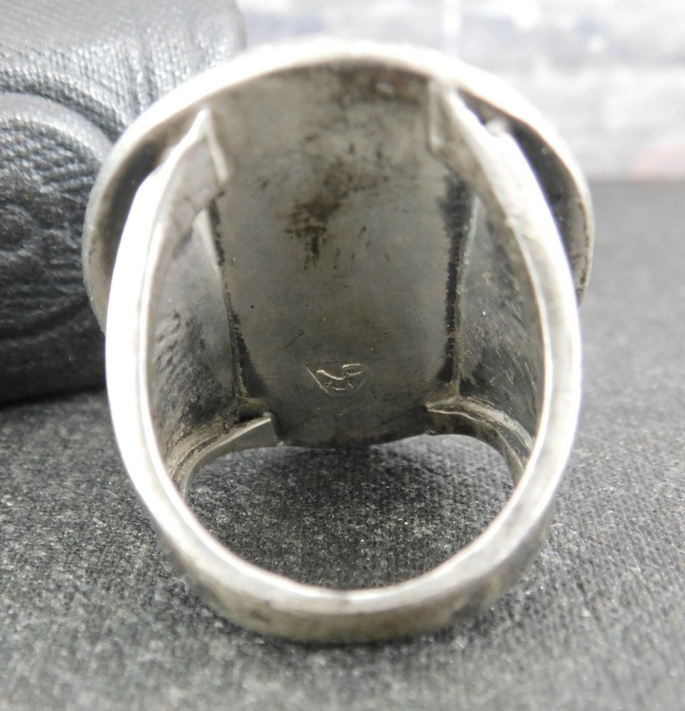 Signed DR Native American 925 Sterling Silver & Oval Turquoise Ring