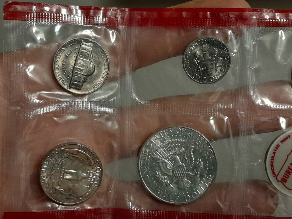 1968- D US Mint Set in Mint Cellophane