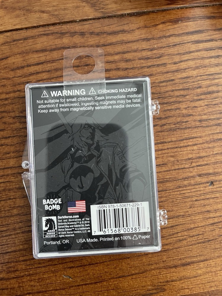 Umbrella Academy 4 pack Magnet Set and Case