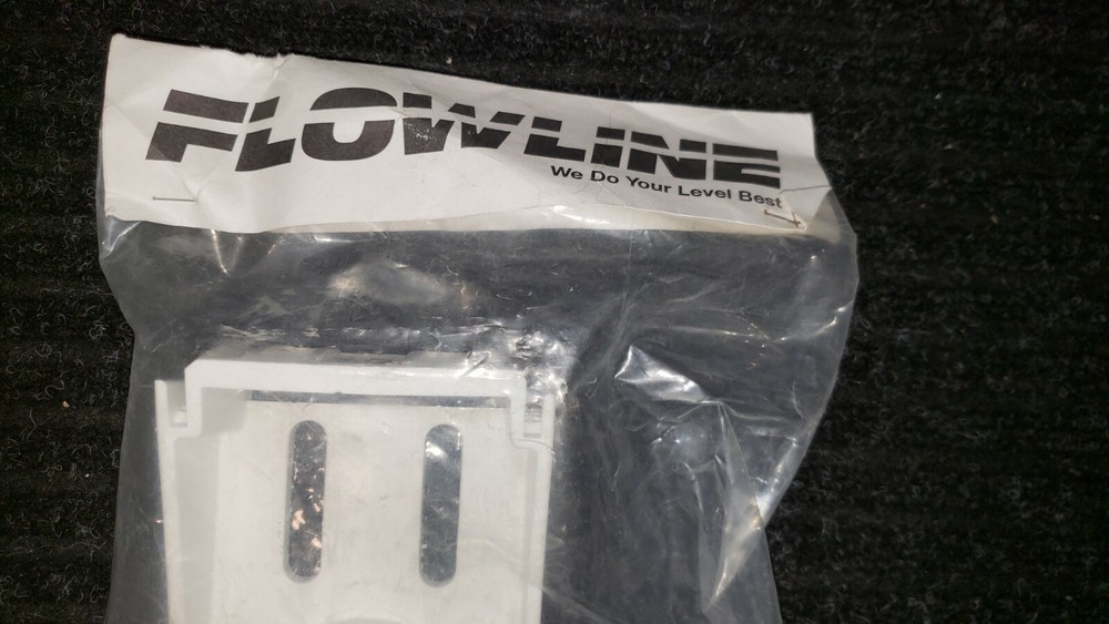 FLOWLINE LM50-1001 Side Mount Bracket,  2 In.