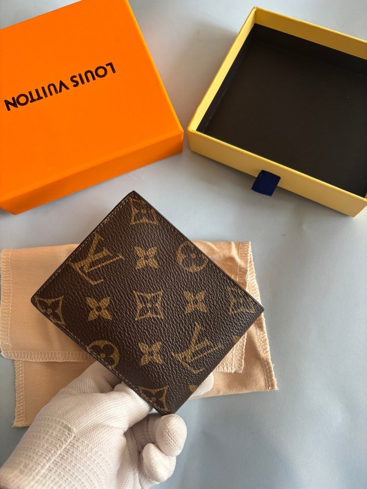 Louis Vuitton Louis Vuitton Brown Keychain