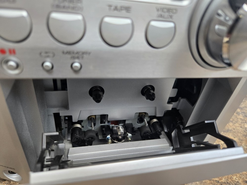 Sharp XL-HP500 stereo components system w/remot fully working