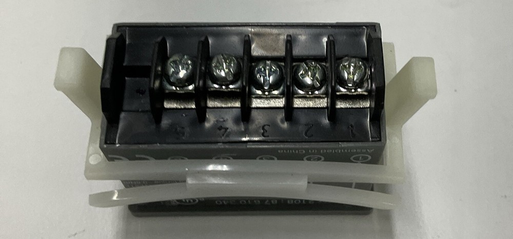 Crouzet 2108:87610340 LCD Panel Meter 4-30 Vdc