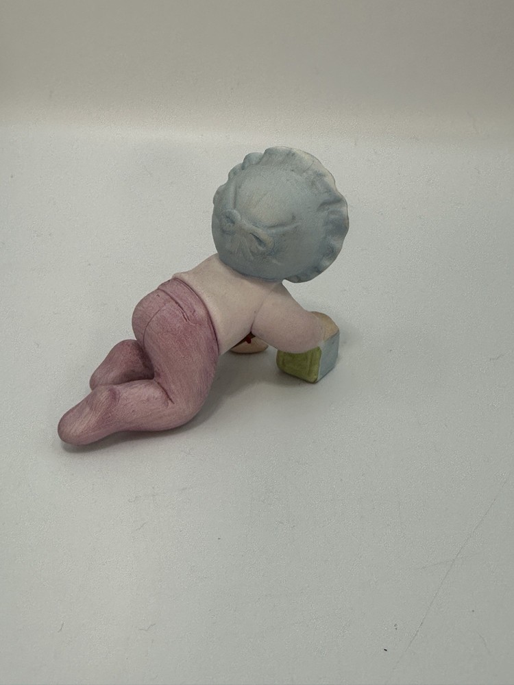 Cabbage Patch Kids Figurine Crawling 1984 Edition Pre-owned