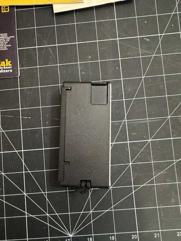 Kodak Pocket Instamatic 10 Vintage Camera - Untested