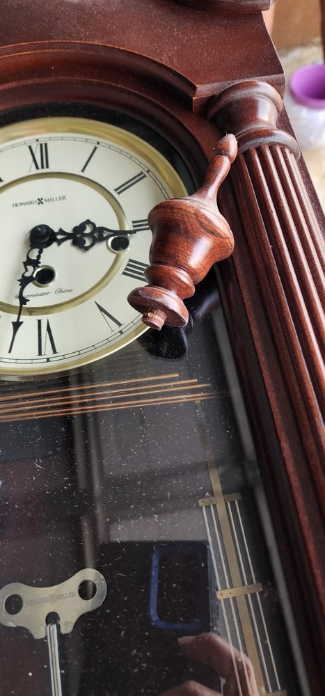 Howard Miller 620-234 David Wall Clock