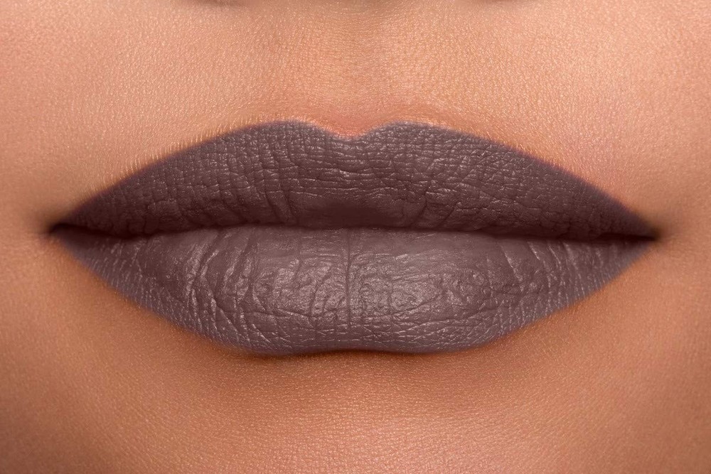 NYX Suede Matte Lipstick, Moonwalk
