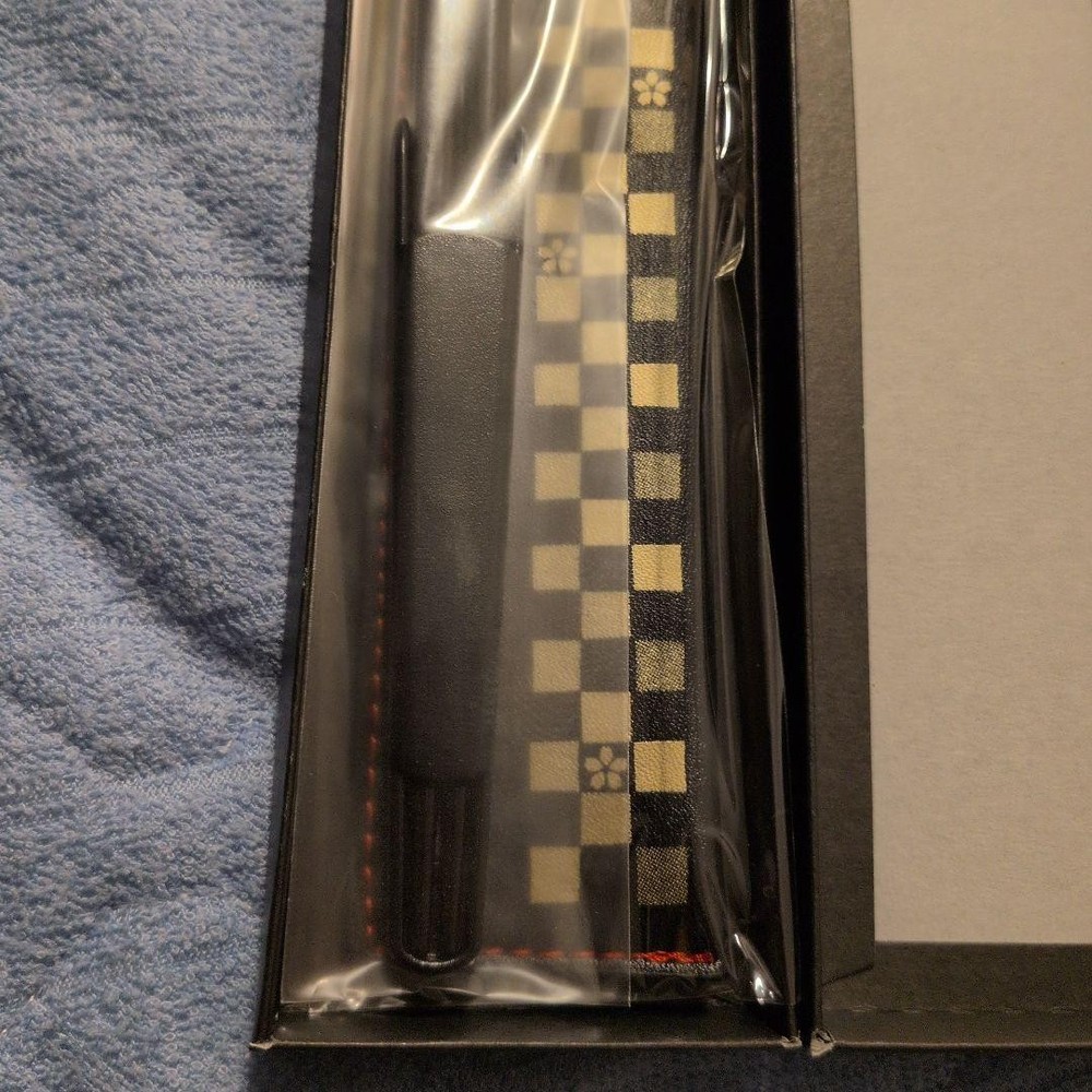 Wakasa Lacquer Checkered Pattern Portable Chopstick Cap 23cm