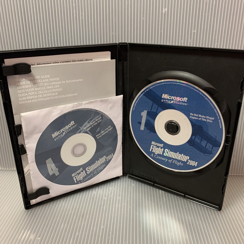 Microsoft Flight Simulator 2004: A Century Of Flight (PC CD ROM, 4-Discs)