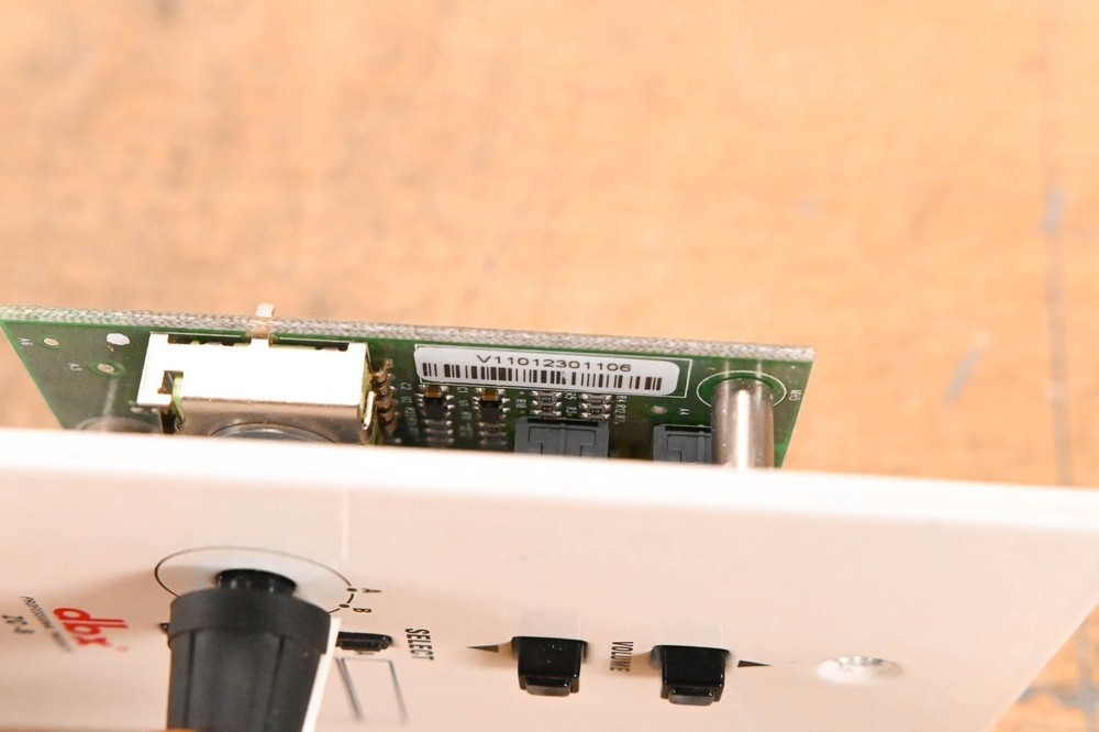 dbx ZC-8 Wall-Mounted Zone Controller CG01SP6