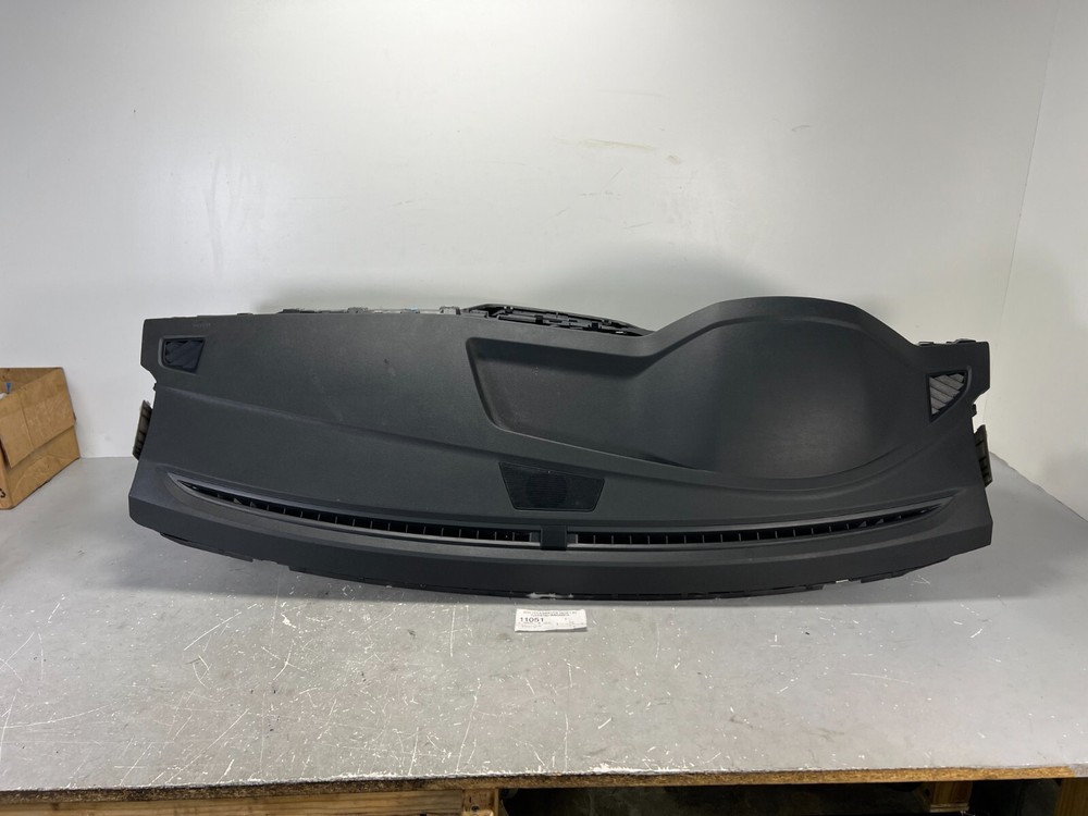 2021-2024 VOLKSWAGEN TAOS  DASHBOARD DASH BOARD FRONT PANEL OEM