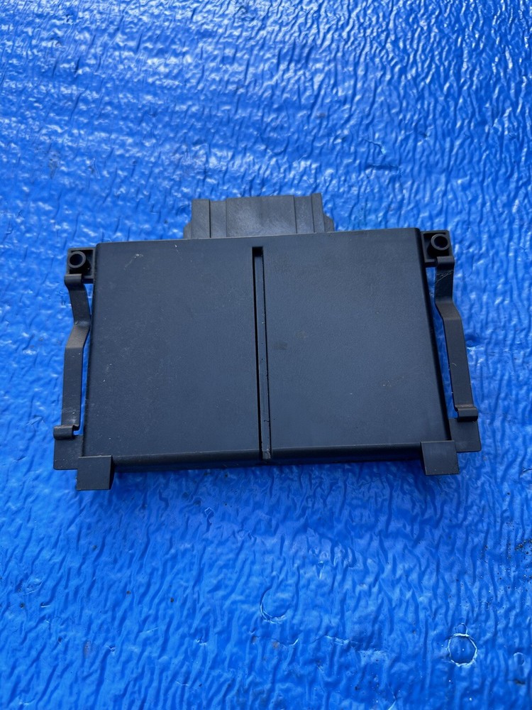 16 CHEVY MALIBU Collision Avoidance Mitigation Relay Control Module 84043902 UGN