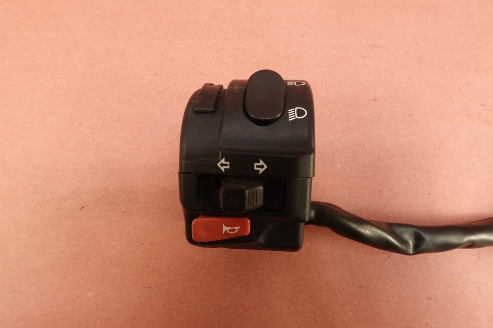 2004 99-04 Triumph Sprint RS Left Handlebar Switch Turn Signal