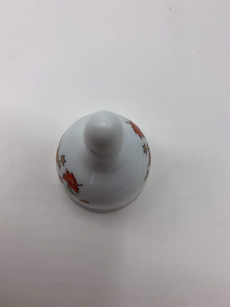 Canada Leafs White Ceramic Bell 3" Tall