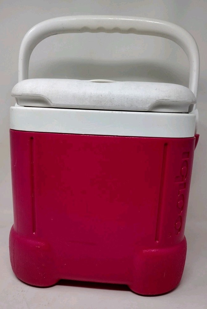 Igloo Ice Cube Magenta Cooler 12qt ~ 14 Cans