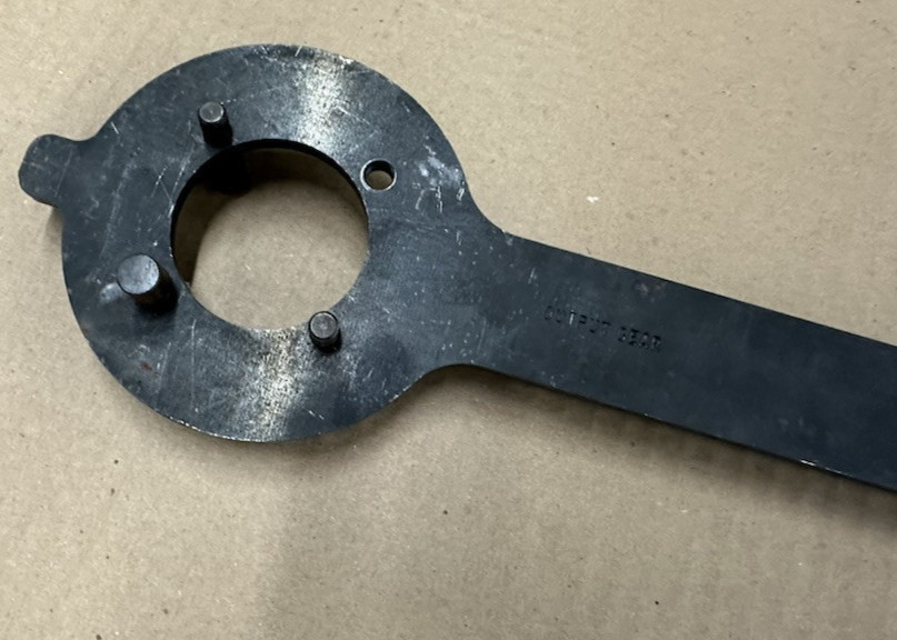 MILLER 9739 AUTOMATIC TRANSAXLE GEAR HOLDER