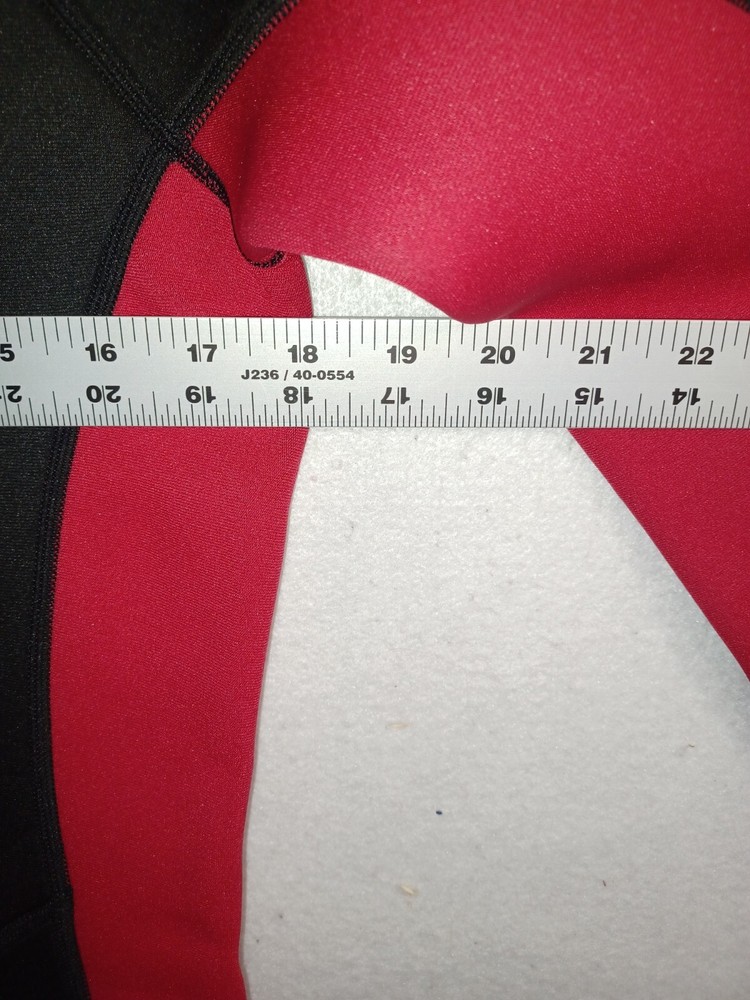 Movigor Wetsuit size Small new black and red colored