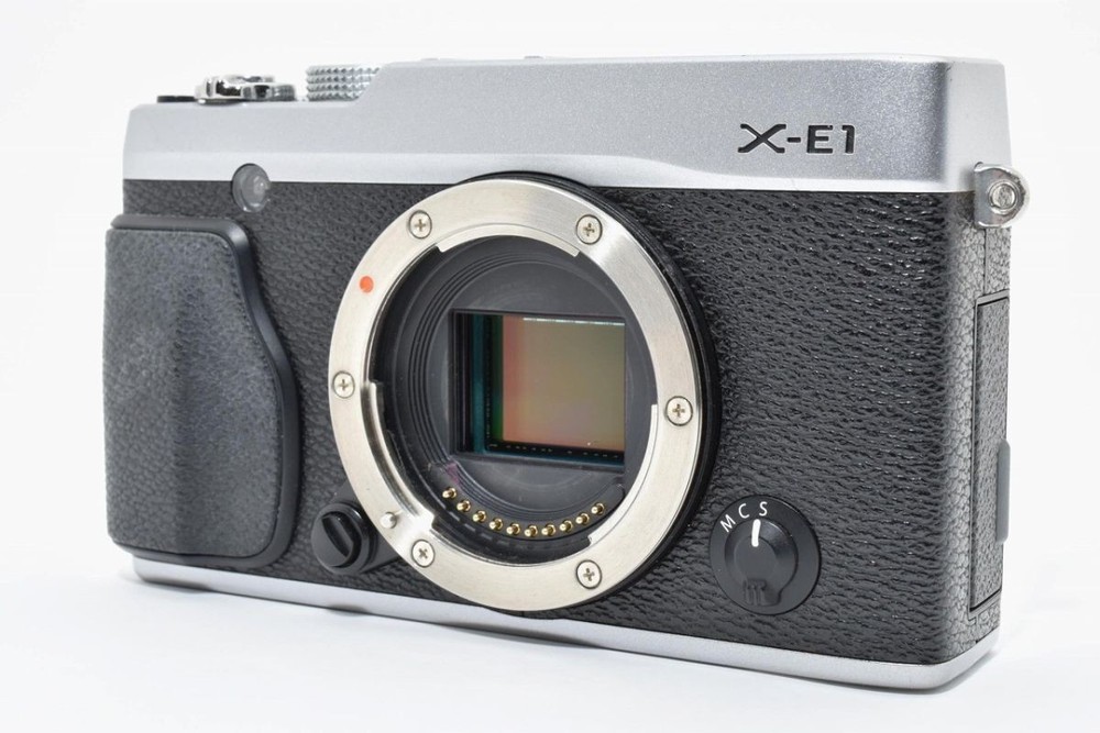 Fujifilm X-E1 Mirrorless Camera #2801321