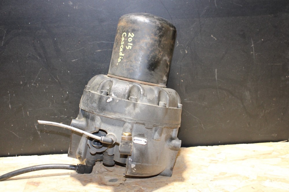 2015 Wabco 4324711010 Air Dryer
