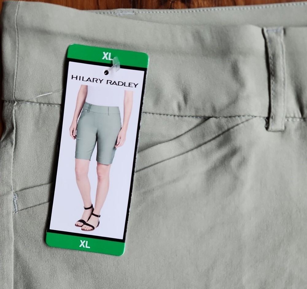 Hilary Radley ~ Solid Sage (Green) ~ Pull-on ~ Bermuda Shorts ~ Womens' Size XL
