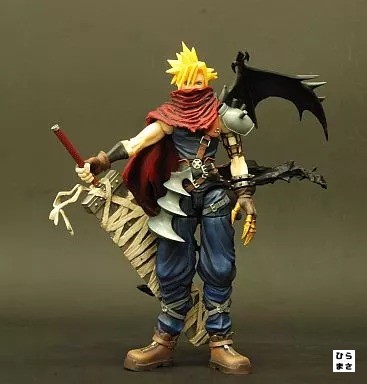 Play Arts Cloud Kingdom Hearts Version Action Figure