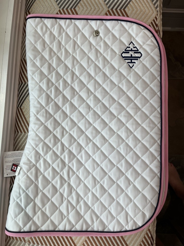 Oglivy saddle pad