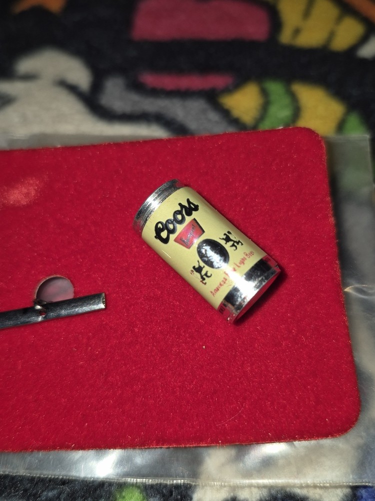 VINTAGE COORS BEERCAN TIE TACK
