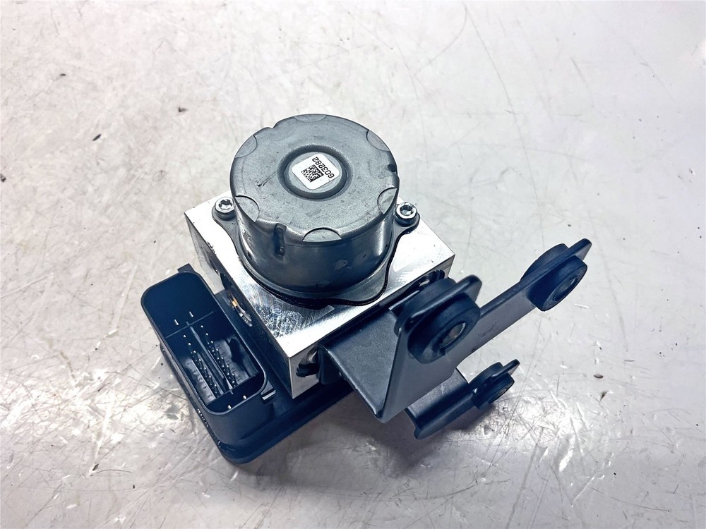 2025 Norton Commando 961 SP ATE ABS Modulator Pump