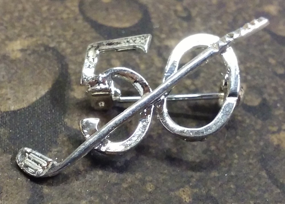 Golf Breaking 50 pin badge
